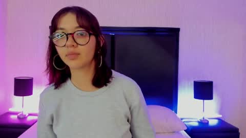 Snapshot of lilithbluum chatting on 04/15/26, 11:28 LilithBluum online show from 04/15/26, 11:28