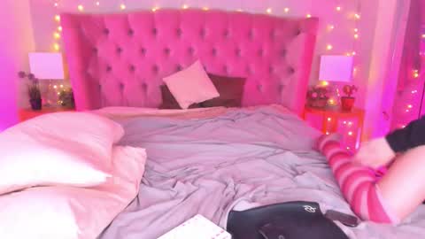 lilithiscute online show from 10/19/25, 10:32