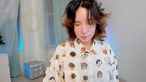 Snapshot of lilithlunna chatting on 12/25/24, 09:11 Lilith online show from 12/25/24, 09:11