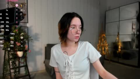 Snapshot of lilithlunna chatting on 01/09/25, 09:58 Lilith online show from 01/09/25, 09:58