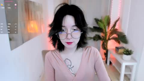 Snapshot of lilithlunna chatting on 01/31/25, 10:21 Lilith online show from 01/31/25, 10:21