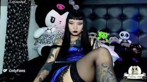 Snapshot of lilithmoon666 chatting on 01/19/25, 11:32 online show from 01/19/25, 11:32