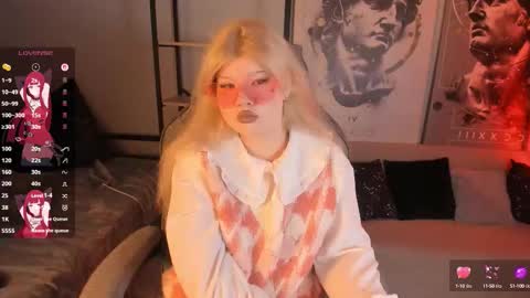 LilithNelson online show from 09/15/25, 08:53