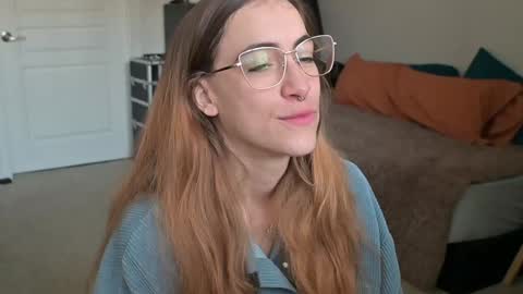 Snapshot of lilithoftrees chatting on 01/17/25, 04:04 L online show from 01/17/25, 04:04