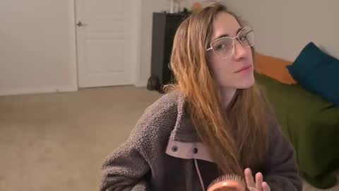 Snapshot of lilithoftrees chatting on 02/28/25, 12:20 L online show from 02/28/25, 12:20