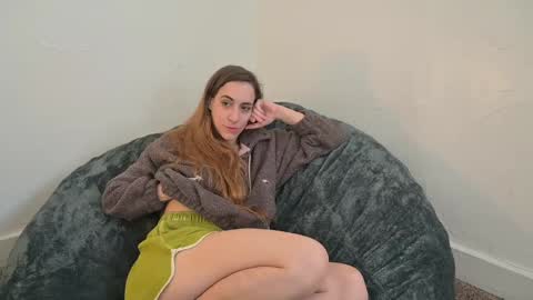 Snapshot of lilithoftrees chatting on 03/12/25, 09:03 L online show from 03/12/25, 09:03