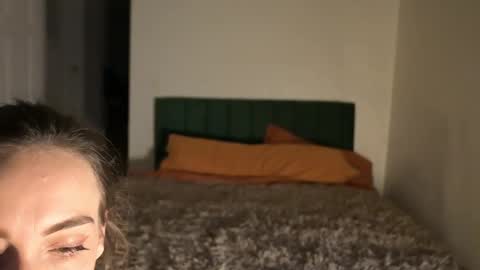 Snapshot of lilithoftrees chatting on 10/08/25, 01:36 L online show from 10/08/25, 01:36