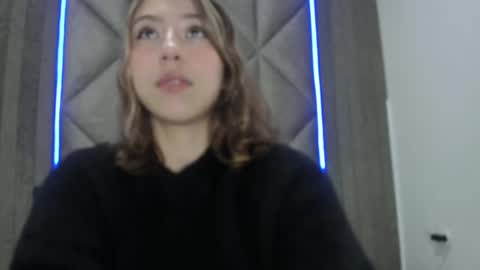 lilithsmith__ online show from 02/18/25, 11:22