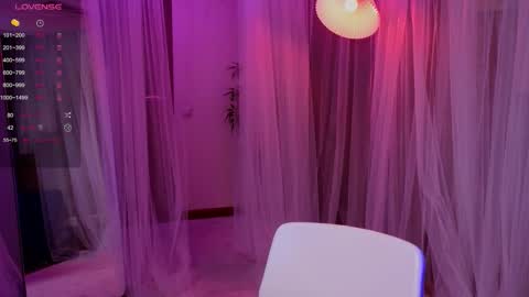 lilithstrangfor online show from 11/12/25, 06:30