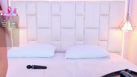 Snapshot of lilithvalmare chatting on 11/04/25, 03:05 Lilith online show from 11/04/25, 03:05