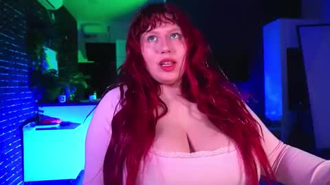 Snapshot of liliya_moon chatting on 02/24/26, 07:01 Liliya moon online show from 02/24/26, 07:01