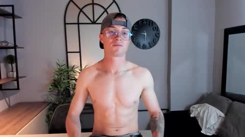 Lil James online show from 10/23/25, 08:18