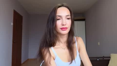 Lillian online show from 10/31/25, 06:58