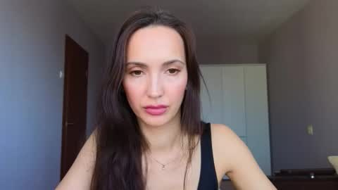 Lillian online show from 03/19/26, 09:02