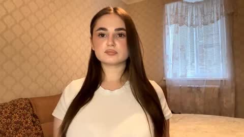 Snapshot of lillianhusk chatting on 11/17/25, 10:32 Amelia online show from 11/17/25, 10:32