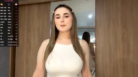 Snapshot of lillianhusk chatting on 12/14/25, 11:15 Amelia online show from 12/14/25, 11:15