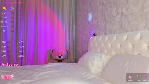 Lara Angel online show from 03/12/25, 12:26