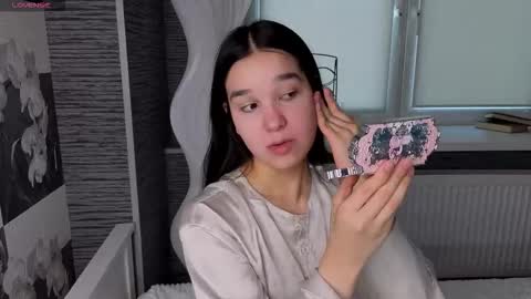 Celina Lillie online show from 03/16/26, 10:41