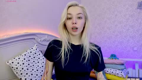 LilliMoore online show from 01/23/25, 11:58