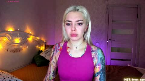 LilliMoore online show from 04/06/26, 11:27