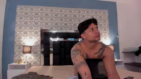 Lillith and Mike online show from 03/09/25, 05:44