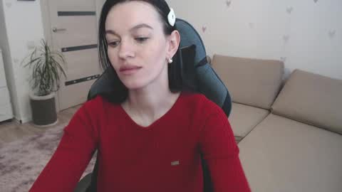 Snapshot of lilliyves chatting on 04/09/26, 11:26 lilliyves online show from 04/09/26, 11:26