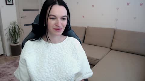 Snapshot of lilliyves chatting on 04/11/26, 11:25 lilliyves online show from 04/11/26, 11:25