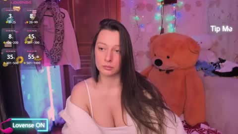 Lilly  online show from 03/08/25, 12:00