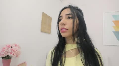 Sweety Lilly Love  online show from 05/15/26, 03:52