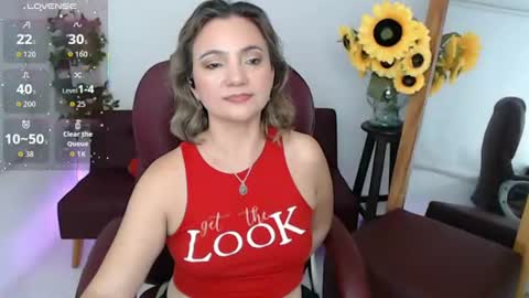 Snapshot of lilly_milf chatting on 07/28/26, 04:05 Lilly online show from 07/28/26, 04:05