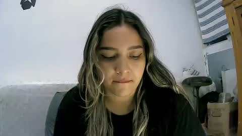 Sey - Lilly  online show from 04/04/26, 01:15