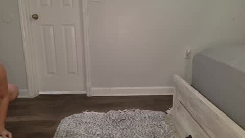 Snapshot of lillybabyxo chatting on 01/08/25, 01:21 Lilly Baby Xo online show from 01/08/25, 01:21