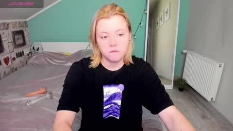 Snapshot of lillydepp chatting on 01/07/25, 01:46 Lilly Depp online show from 01/07/25, 01:46