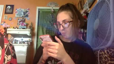 Snapshot of lillylushabae chatting on 07/14/26, 08:58 hi guys im back on here 3 online show from 07/14/26, 08:58
