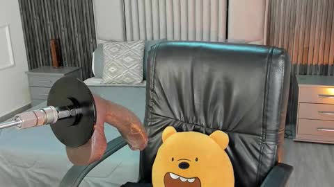 Lilly Ortiz online show from 03/07/26, 12:02