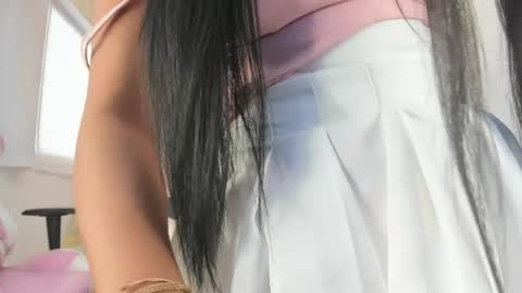 lillyy16 online show from 05/18/26, 11:05
