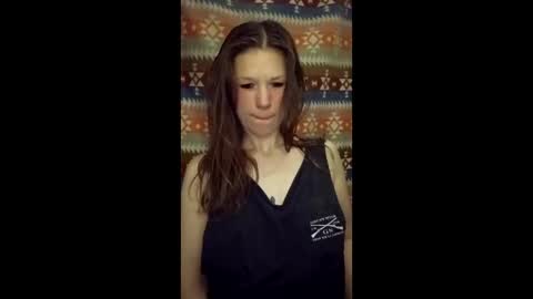 lilmissscorpi0 online show from 05/19/26, 08:31