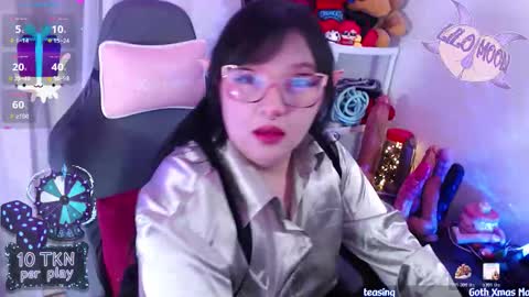 Lilo  online show from 12/22/25, 02:03