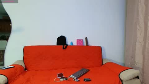 vanessa online show from 09/28/25, 10:48