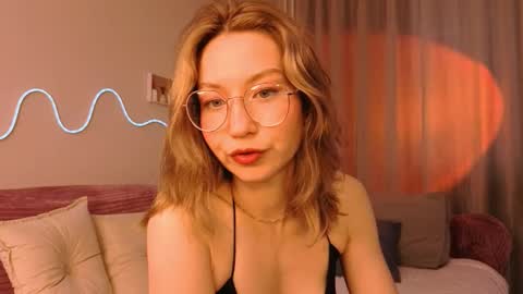 Lilo online show from 09/19/25, 02:46