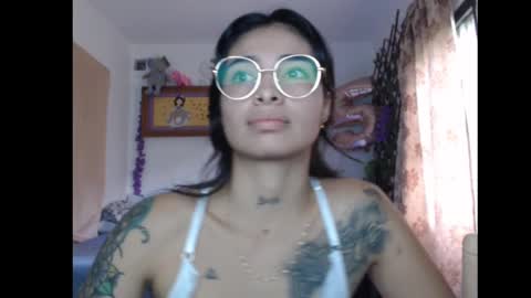 Snapshot of lilpalacio chatting on 12/10/24, 06:06 lil palacio online show from 12/10/24, 06:06