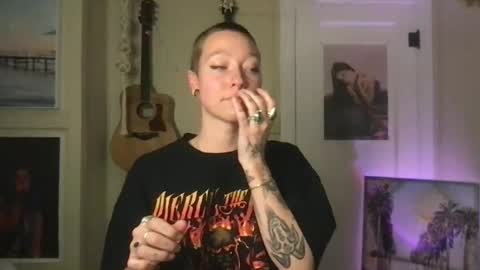 Lilpeachykeenn online show from 12/26/24, 03:38