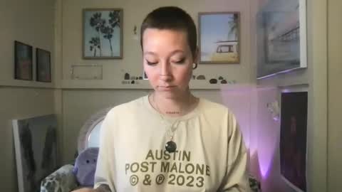 Lilpeachykeenn online show from 01/01/25, 10:03