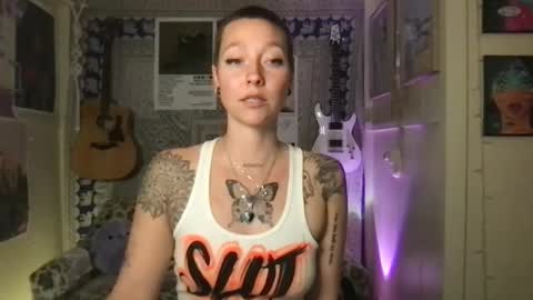 Lilpeachykeenn online show from 01/09/25, 06:38