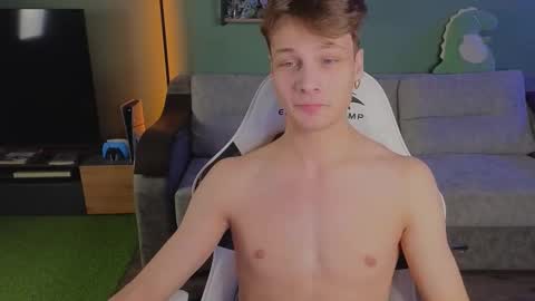 Snapshot of lilteddyboy chatting on 11/11/25, 09:04 lilteddyboy online show from 11/11/25, 09:04