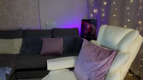 Lilu online show from 02/22/25, 09:37