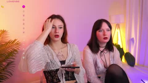 Leeloo online show from 03/31/26, 07:09