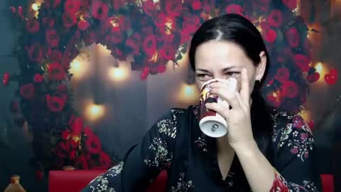 lilugrants online show from 02/05/25, 05:30