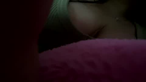 liluu_lovee online show from 07/12/26, 07:05