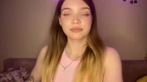 Lily online show from 04/13/26, 06:57